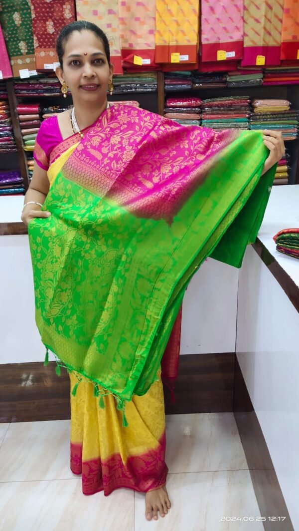 SOFT SILK SAREE