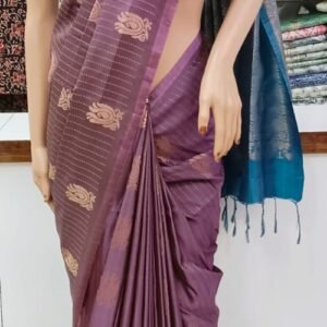 Elegance Redefined: Gadhwal Borderless Silk Saree