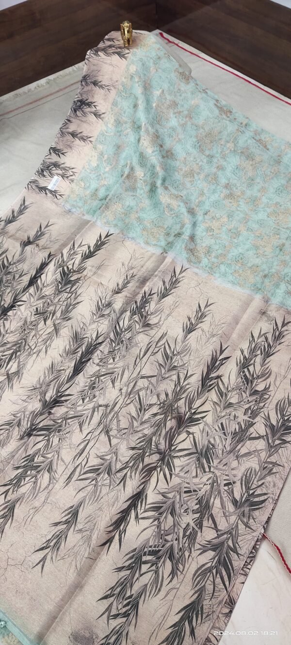 Elegance and Grace: The Tasser Silk Fancy Saree
