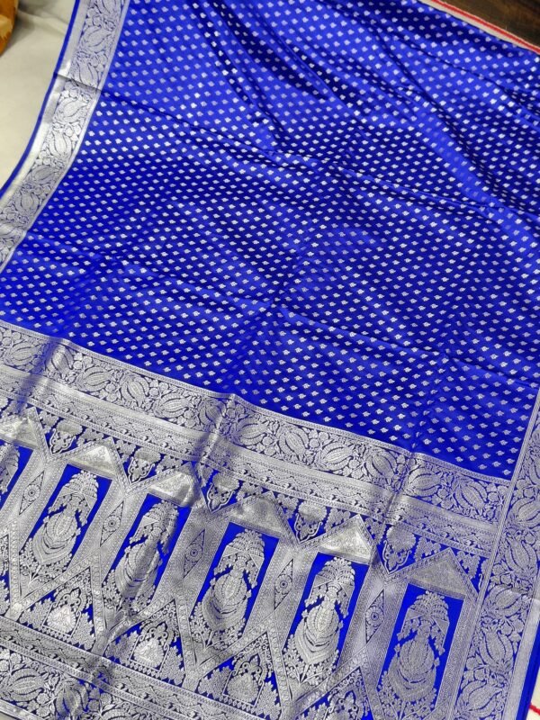 Discover the Elegance of Banaras Silk
